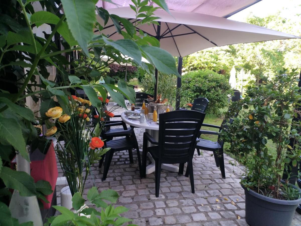 La Boiserie Bed and Breakfast Σενονσώ Εξωτερικό φωτογραφία